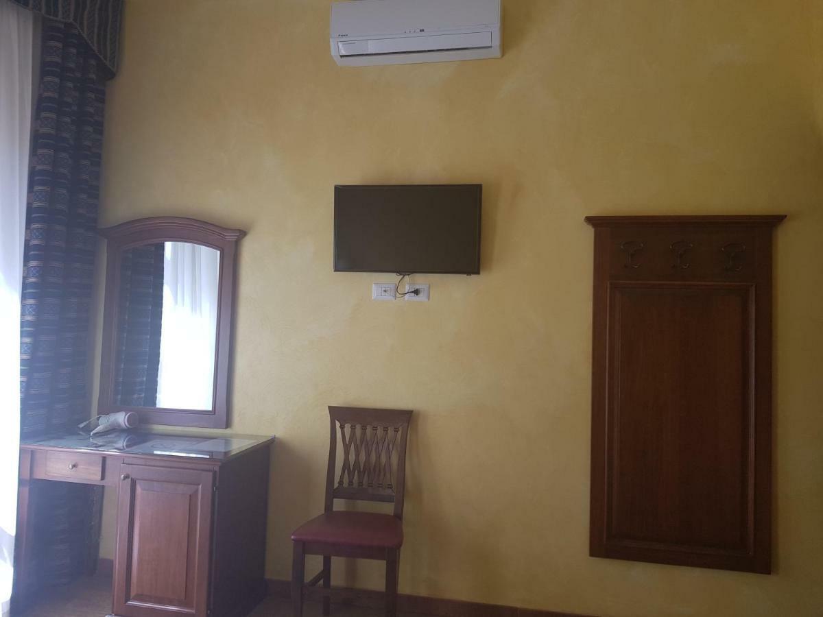 Bed and Breakfast Pitagora House à Rome Extérieur photo
